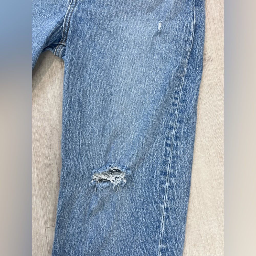 Levi's Custom Women's Premium Ribcage Straight Ankle - Picture 3 of 9